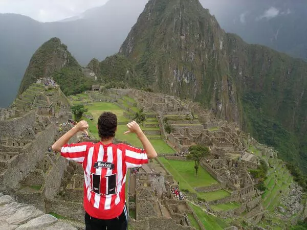 09e433_8e866894b8494581ae2659eefe51cccf_mv2