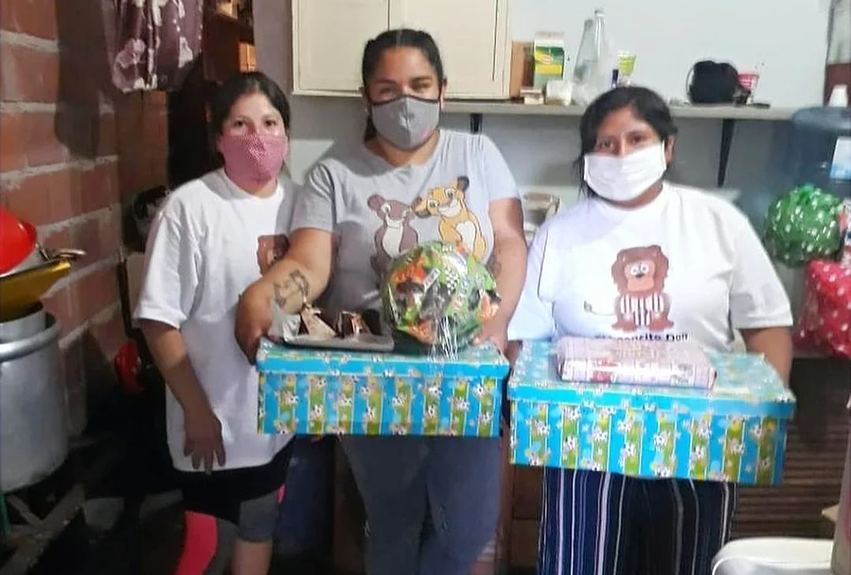 09e433_d89538701be945d59cc3c11e783adbb5_mv2